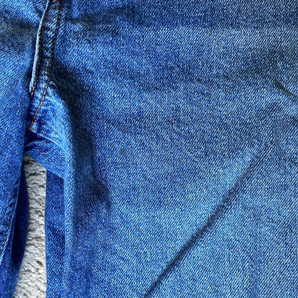 High Rise Boyfriend Cut - Picture 4 of 8